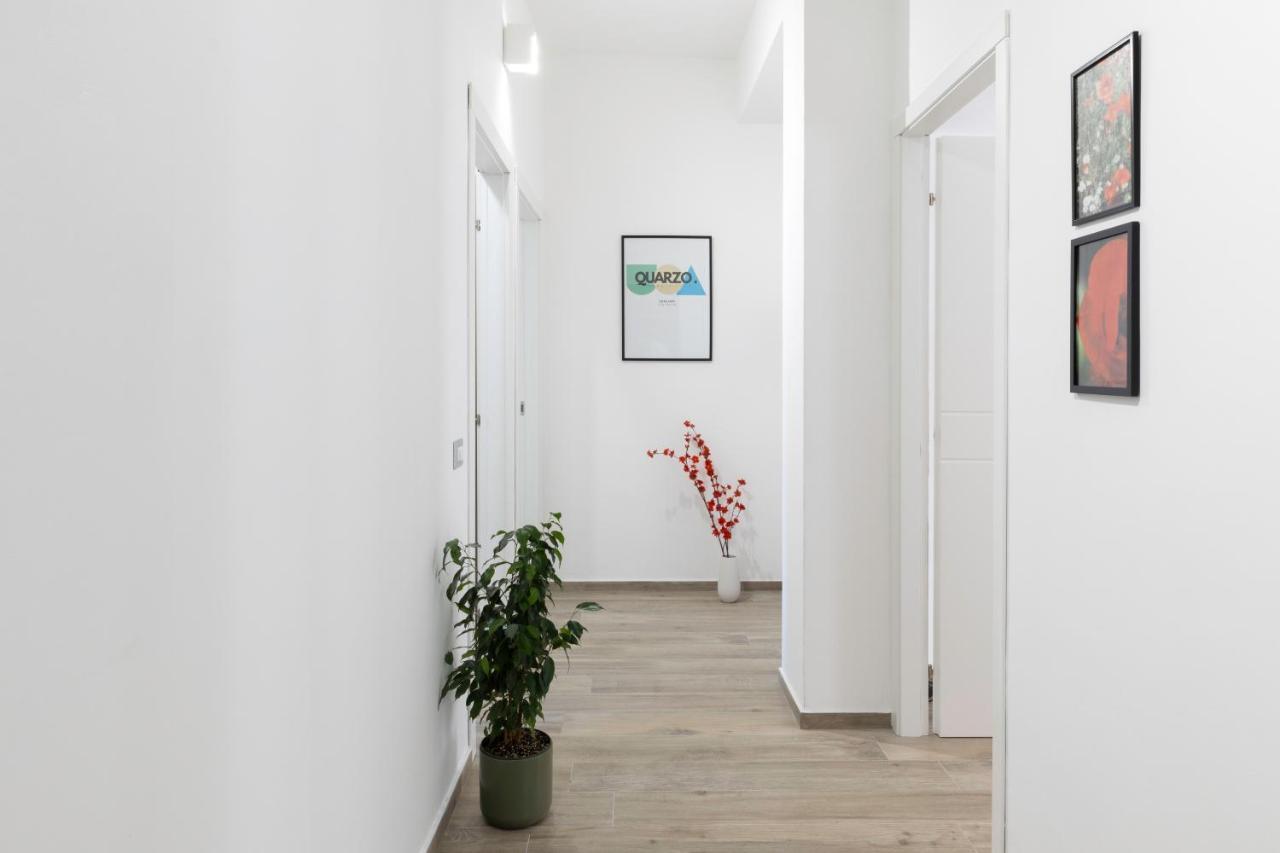 Quarzo. Modern Rooms Cagliari Kültér fotó