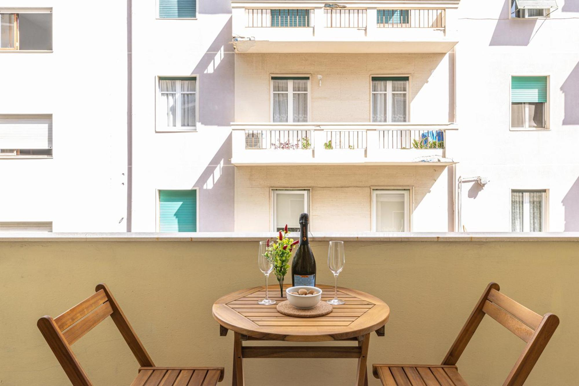Quarzo. Modern Rooms Cagliari Kültér fotó